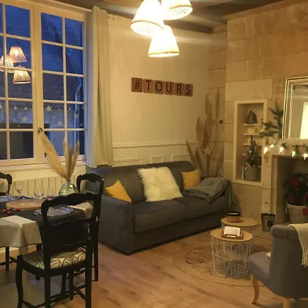 Vieux Tours, T2 40m2, 4 Pers, Lumineux アパート *